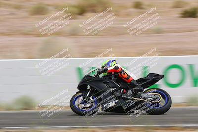 media/Jun-04-2022-WERA (Sat) [[b852bbbd55]]/Race 9 LW Twins Superbike V6 LW D Superstock/